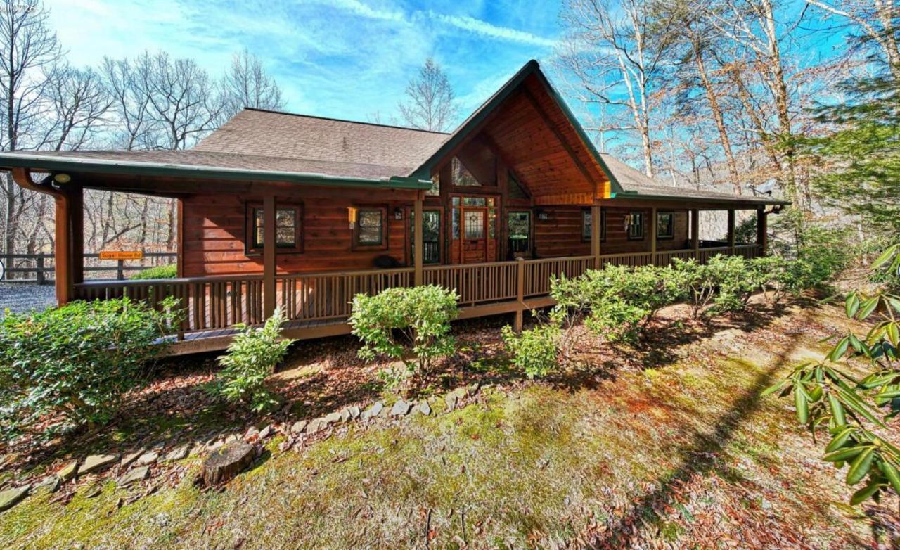 Cozy Creekfront Family Cabin-Pet Friendly -Gamerm-Hot Tub Hiawassee Exteriör bild