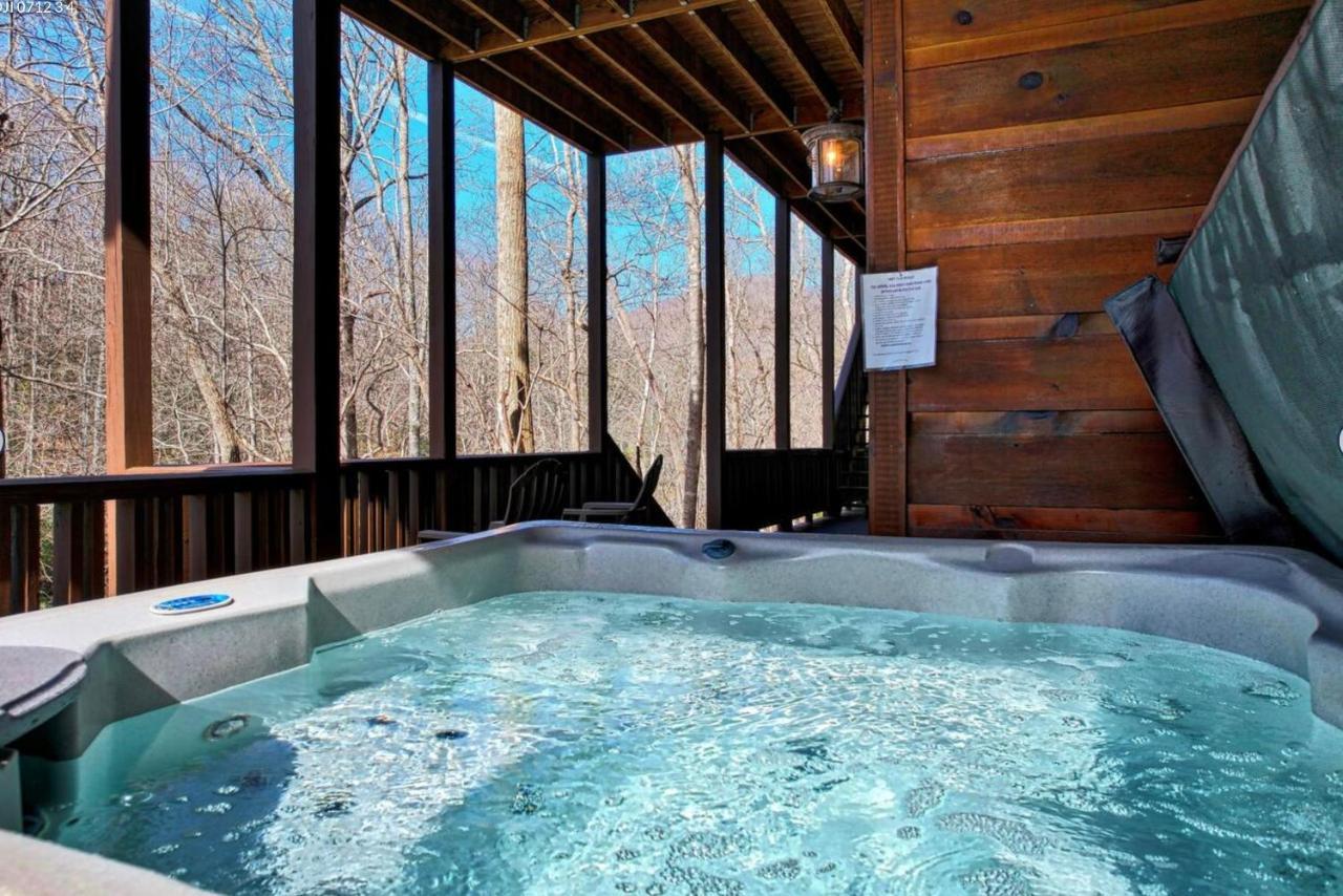 Cozy Creekfront Family Cabin-Pet Friendly -Gamerm-Hot Tub Hiawassee Exteriör bild