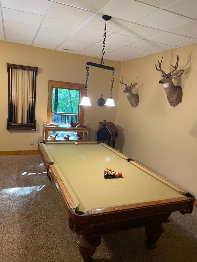 Cozy Creekfront Family Cabin-Pet Friendly -Gamerm-Hot Tub Hiawassee Exteriör bild